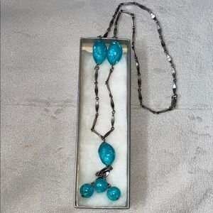 Vintage Elegant Silver and Blue Necklace.  26”
